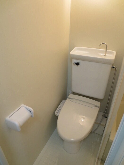 物件内観写真13　(トイレ)