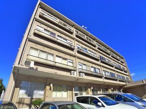 千葉ゴールデンマンション外観写真