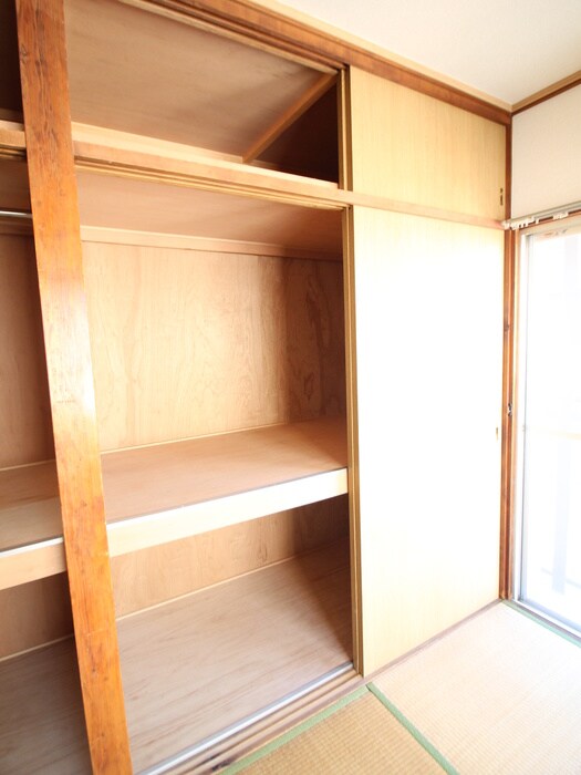 物件内観写真18　(収納)