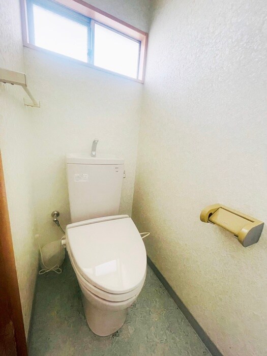 物件内観写真22　(トイレ)