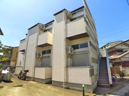 Ｌａｐｉｓ検見川外観写真