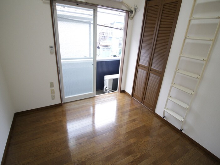 物件内観写真7　(居室)