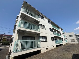 多摩グリーンハイツ外観写真