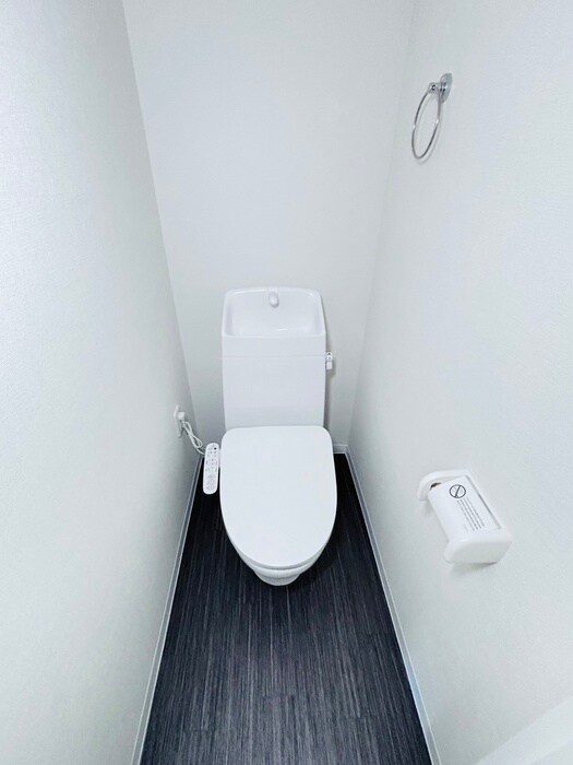 物件内観写真14　(トイレ)