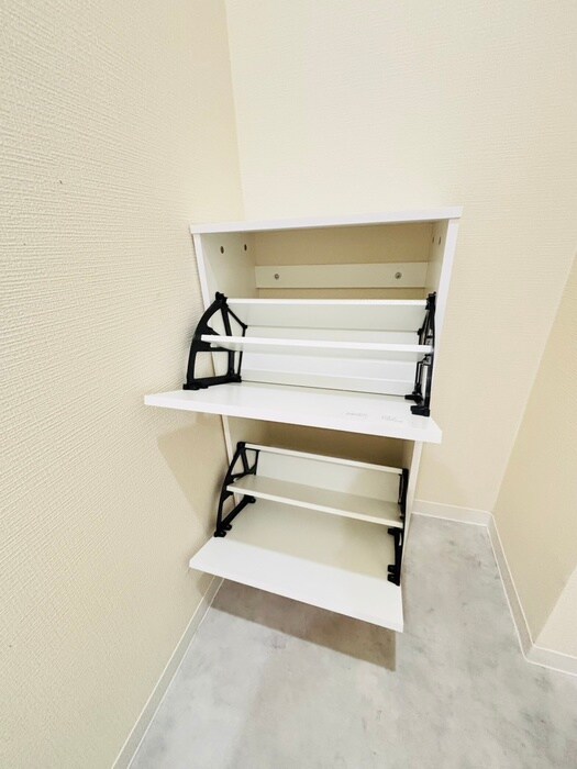 物件内観写真16　(靴箱)