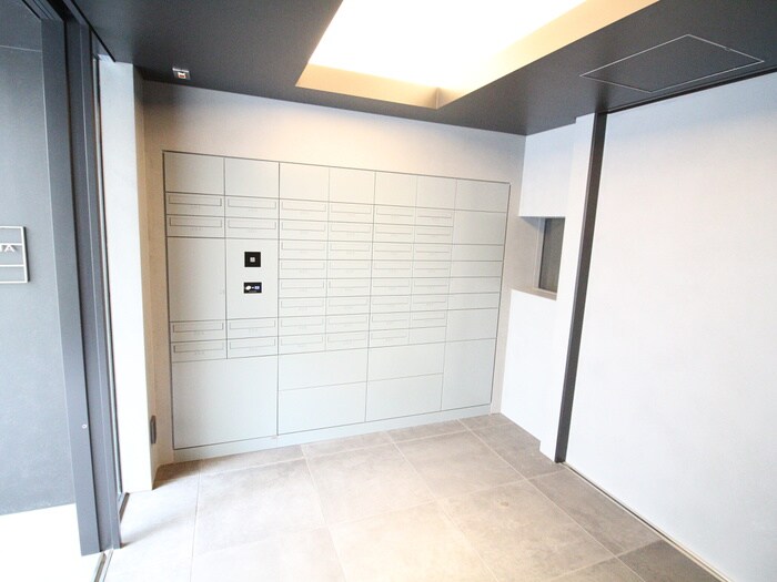 物件外観写真6　(建物設備)