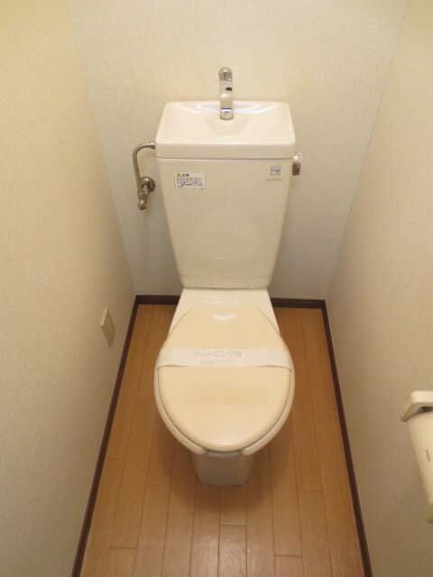 物件内観写真13　(トイレ)