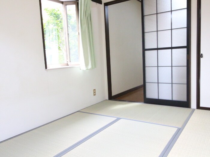 物件内観写真7　(居室)