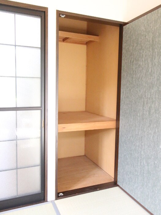 物件内観写真13　(収納)