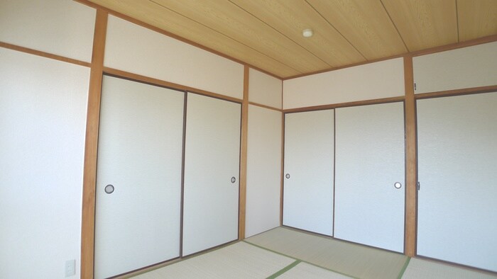 物件内観写真9　(居室)