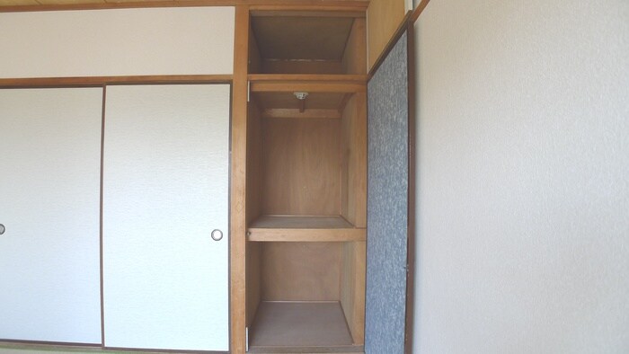 物件内観写真18　(収納)