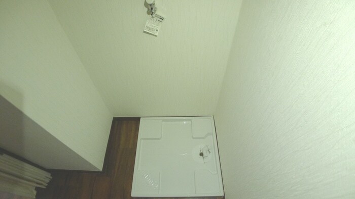 物件内観写真21　(洗濯機置場)