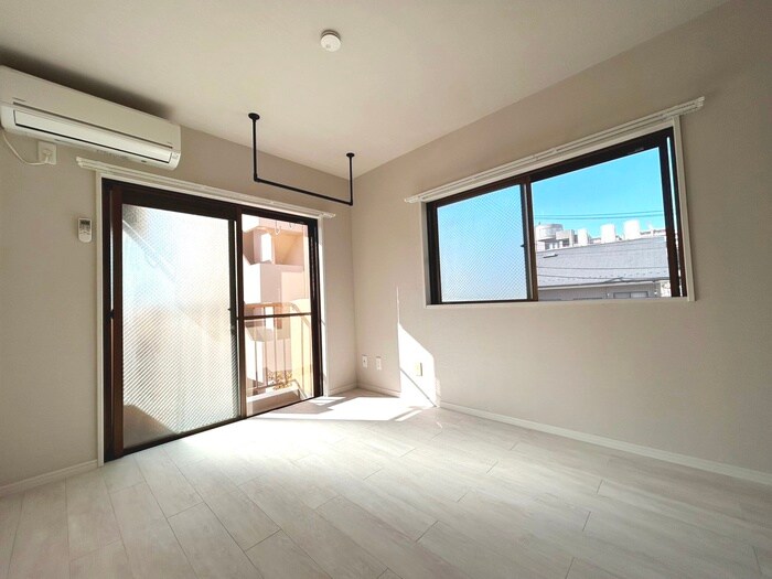 物件内観写真7　(居室)