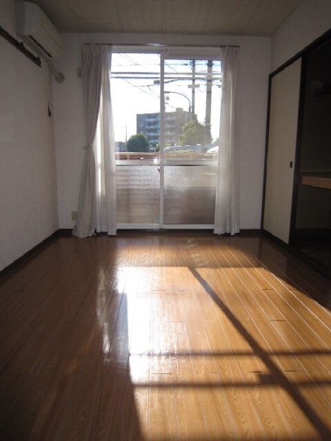 物件内観写真6　(居室)