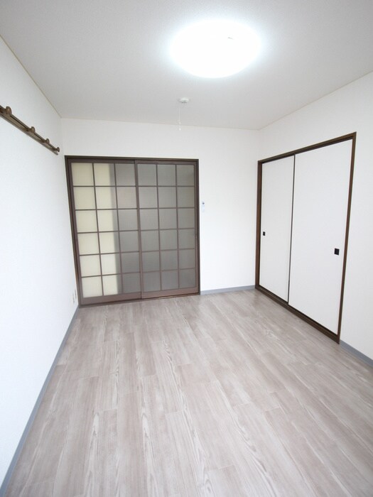 物件内観写真7　(居室)