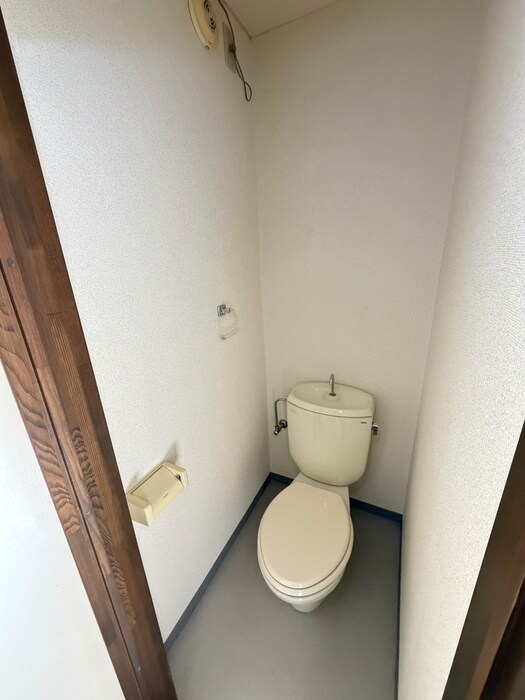 物件内観写真12　(トイレ)