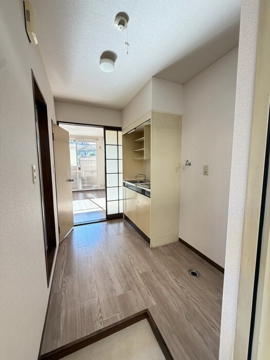 物件内観写真17　(廊下)