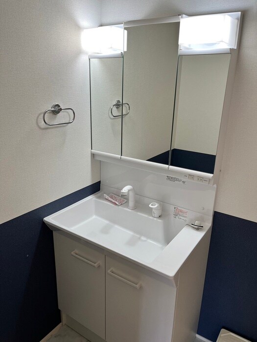 物件内観写真12　(洗面)