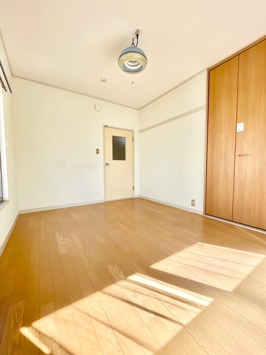 物件内観写真18　(居室)