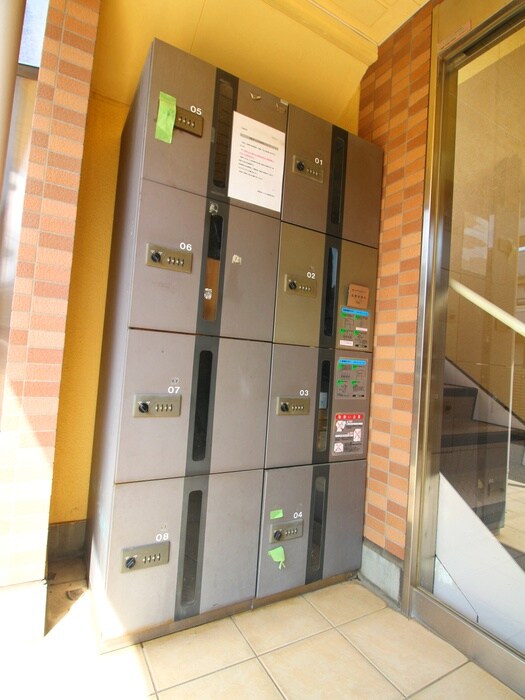 物件外観写真4　(建物設備)