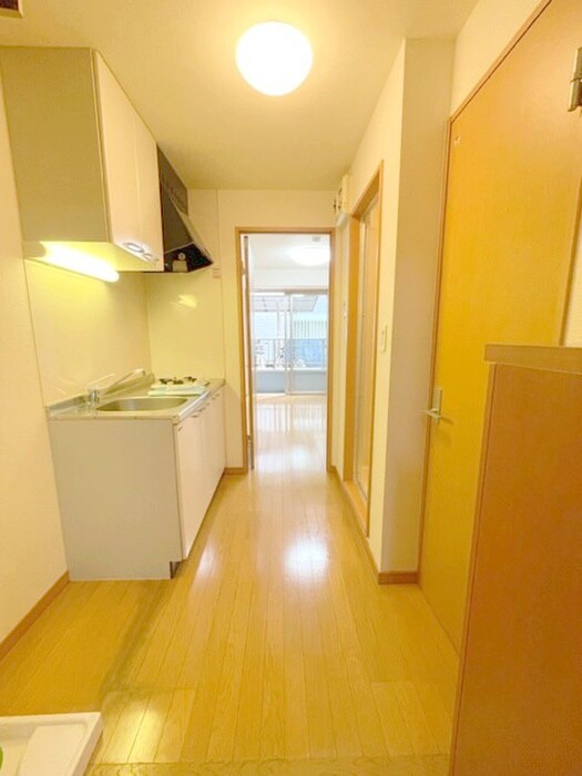 物件内観写真16　(廊下)