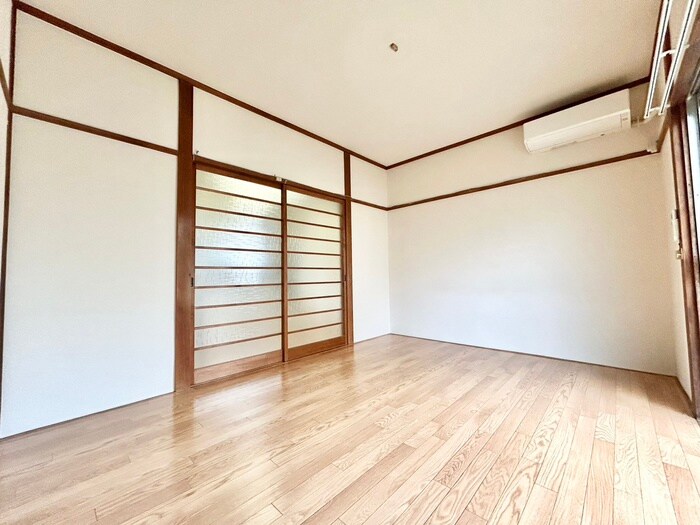 物件内観写真8　(居室)