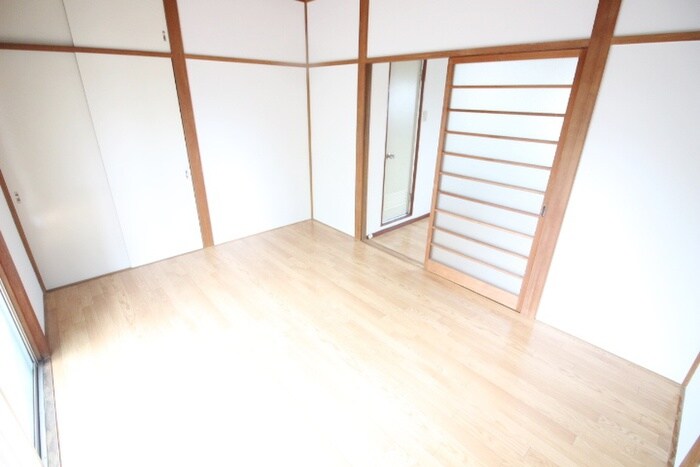 物件内観写真9　(居室)