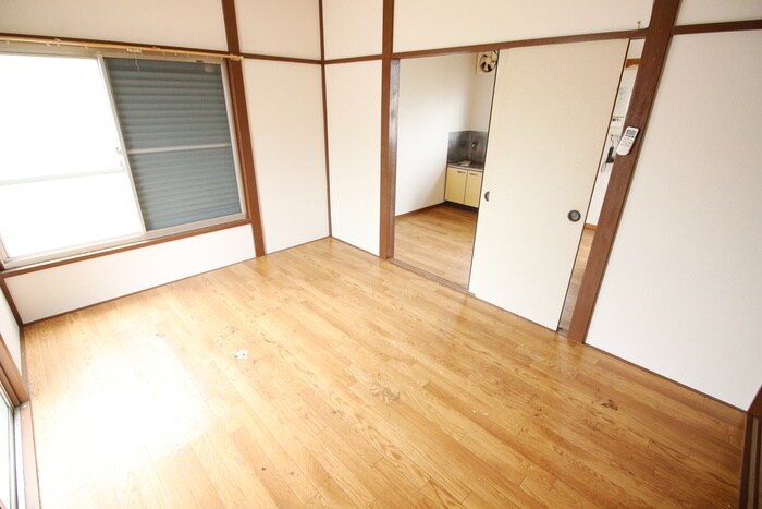 物件内観写真9　(居室)