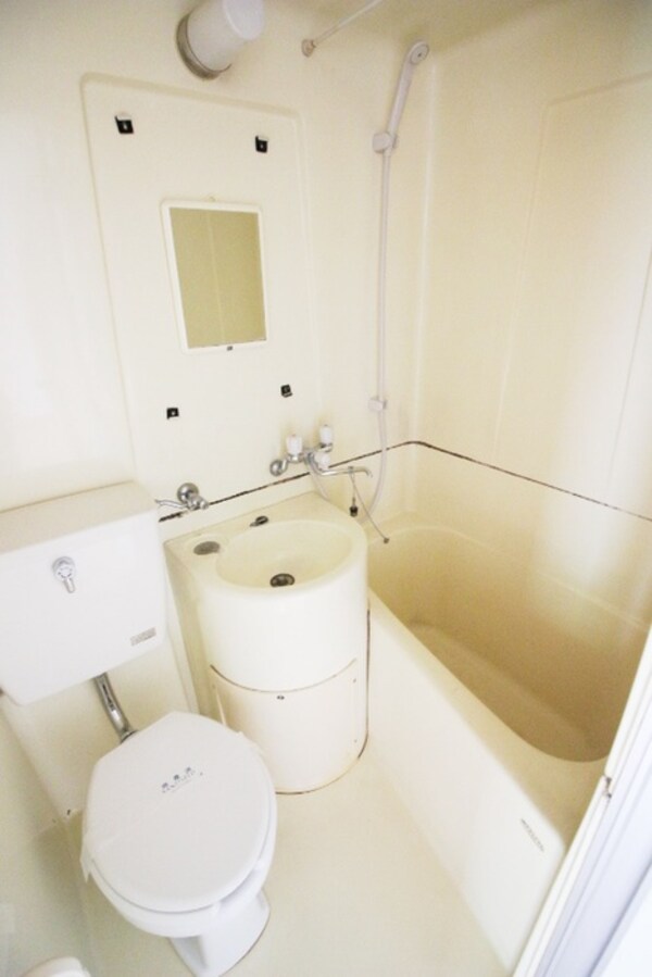 バス／シャワールーム等