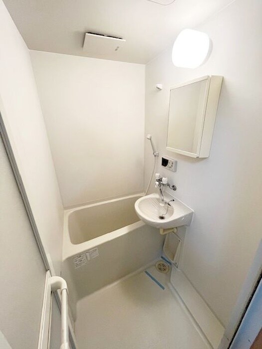 物件内観写真11　(バス／シャワールーム等)