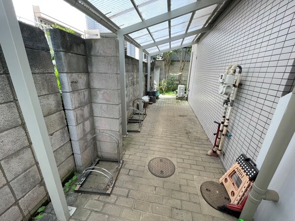 駐輪場