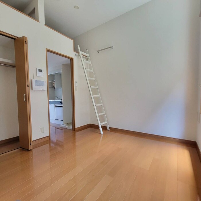 物件内観写真10　(居室)