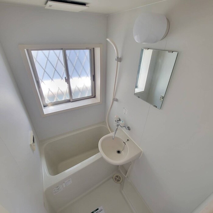 物件内観写真13　(バス／シャワールーム等)