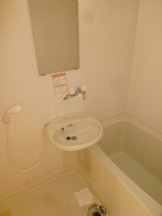 物件内観写真12　(バス／シャワールーム等)