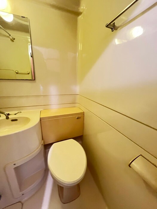 物件内観写真11　(トイレ)