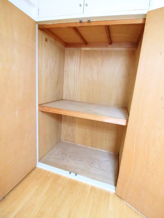 物件内観写真10　(収納)
