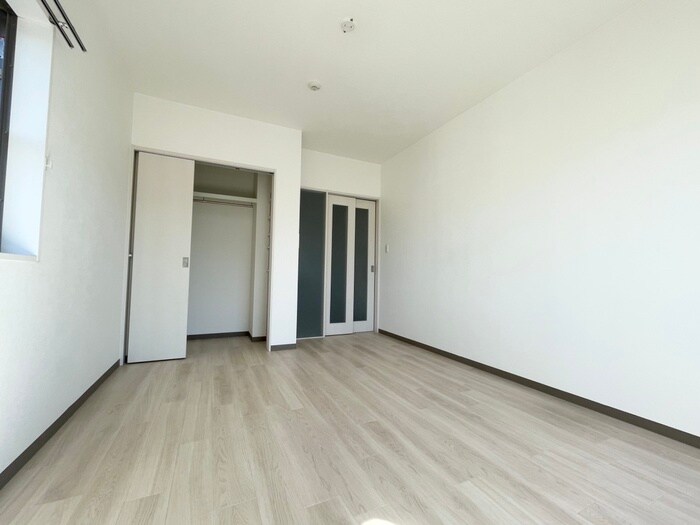 物件内観写真18　(居室)