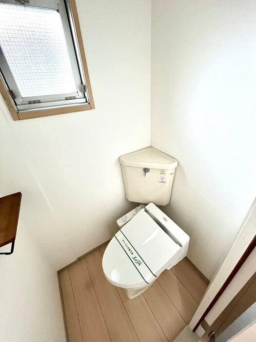 物件内観写真11　(トイレ)