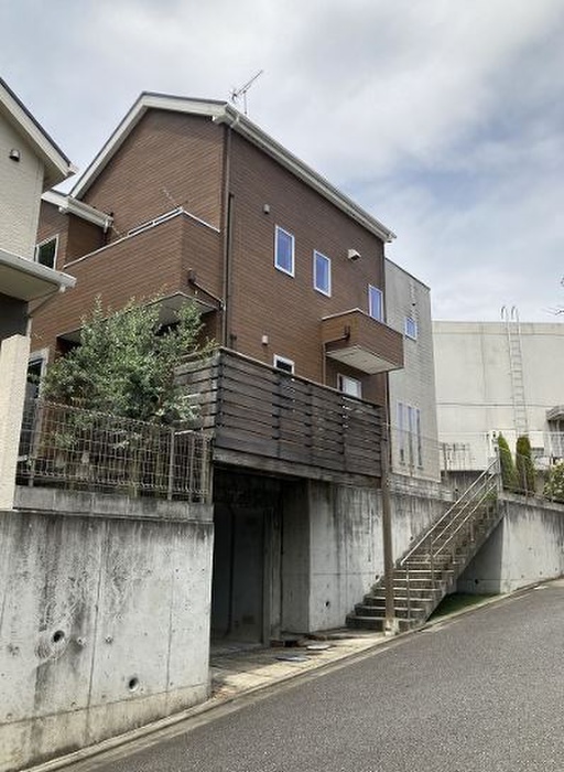 鶴川六丁目戸建