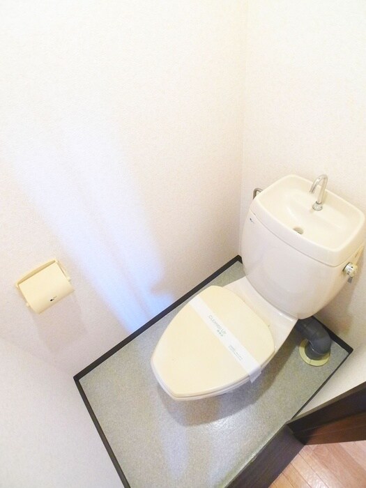 物件内観写真13　(トイレ)