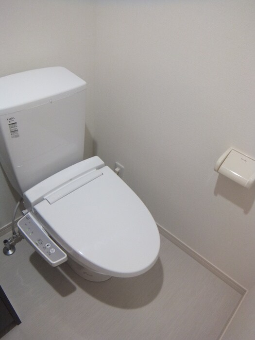 物件内観写真12　(トイレ)