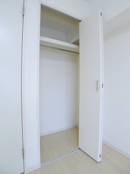 物件内観写真16　(収納)