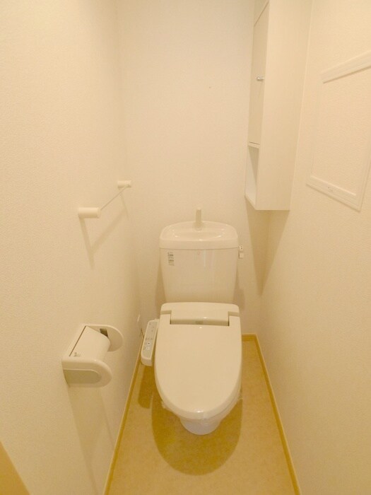 物件内観写真12　(トイレ)