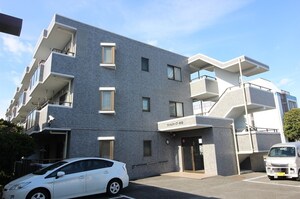 ヴィルヌーブ・高田外観写真