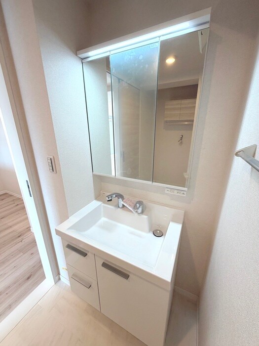 物件内観写真13　(洗面)