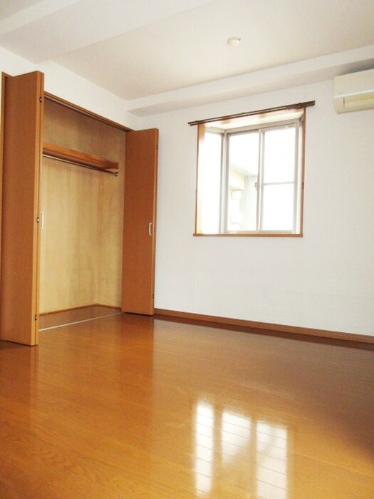 物件内観写真10　(収納)