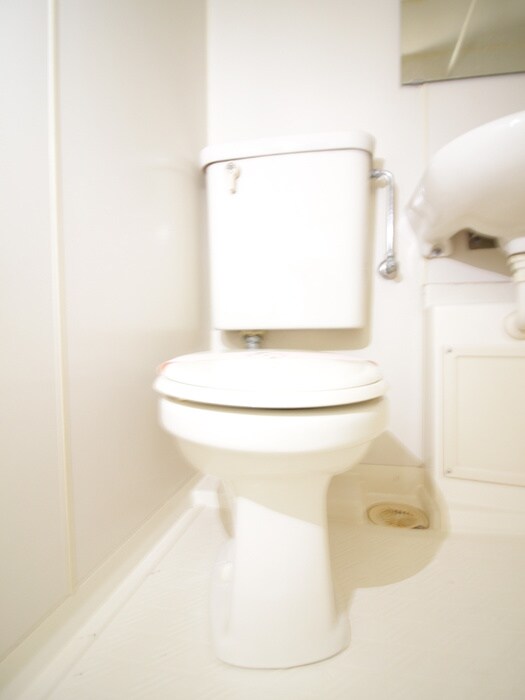 物件内観写真12　(トイレ)