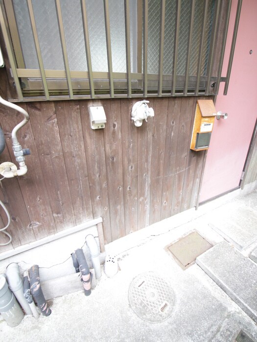 物件内観写真14　(洗濯機置場)