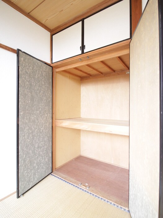 物件内観写真15　(収納)