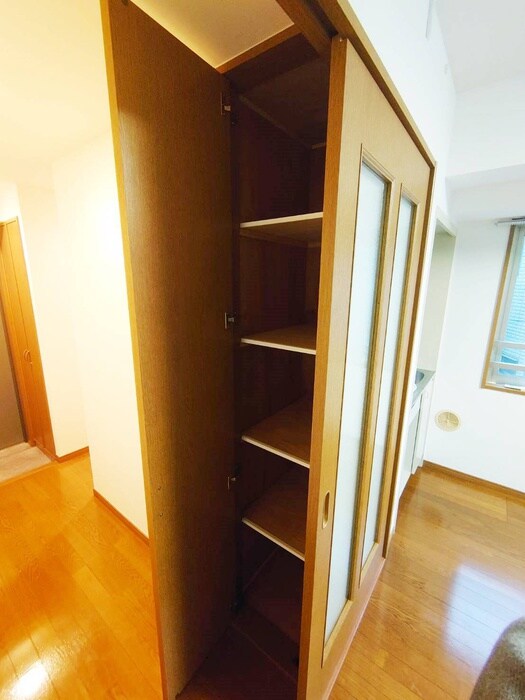 物件内観写真5　(収納)